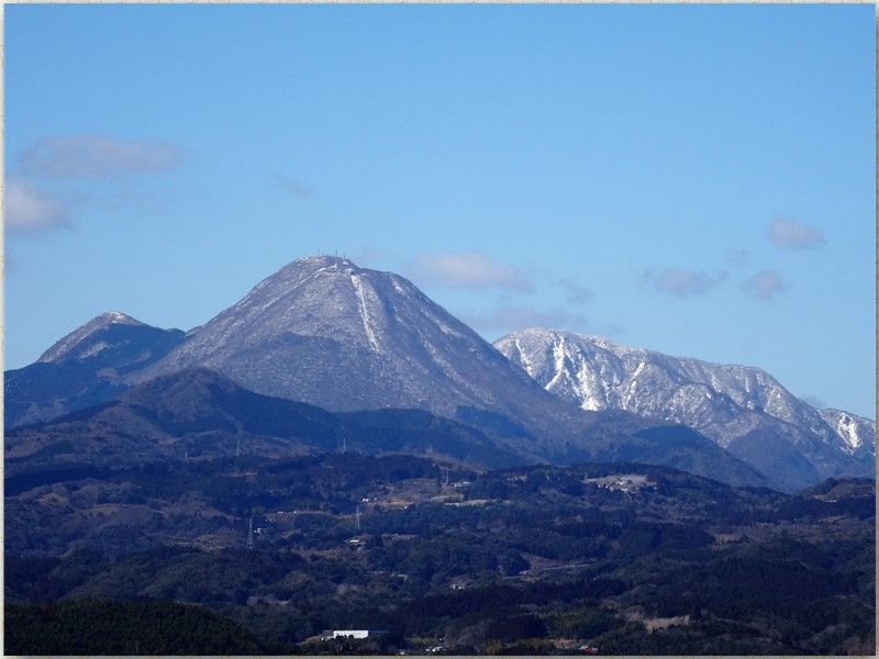 📷鶴見岳は別府市に属し別府ロープウエーで、山頂に行き別府湾や大分方面を遠望して眺
