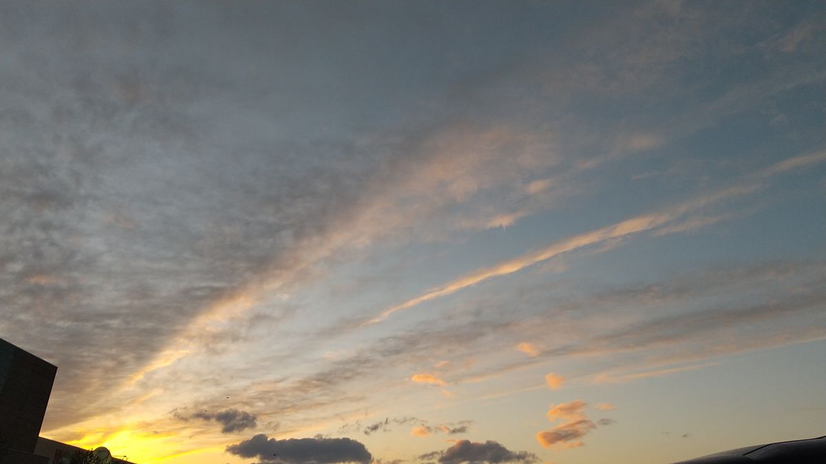 今日の空 2021.1.17  16:48 ホームセンター  駐車場にて