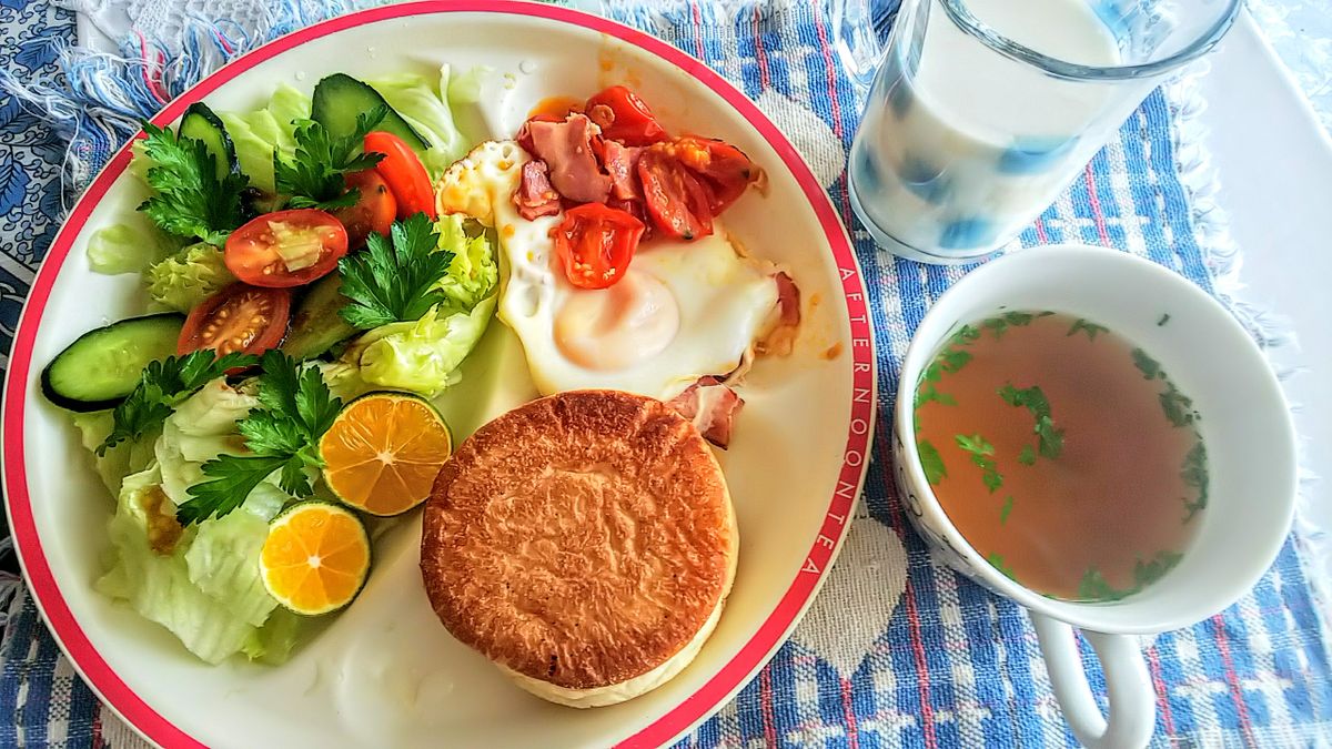 今日の朝は取れたて🍅ミニトマト