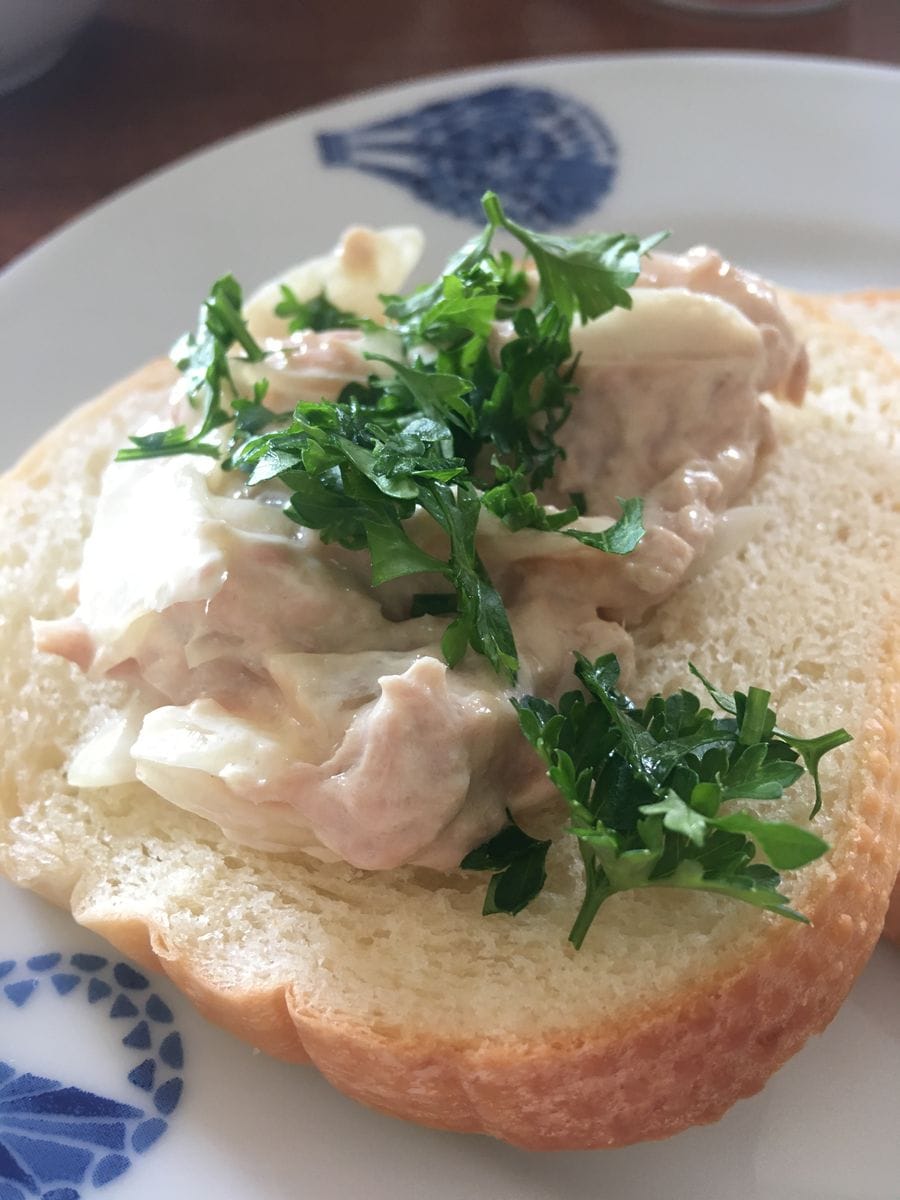 朝食に、ベランダからパセリ🌿 フレッシュは香りが良いです✨