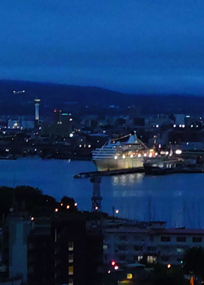 夕方の函館ベイエリア