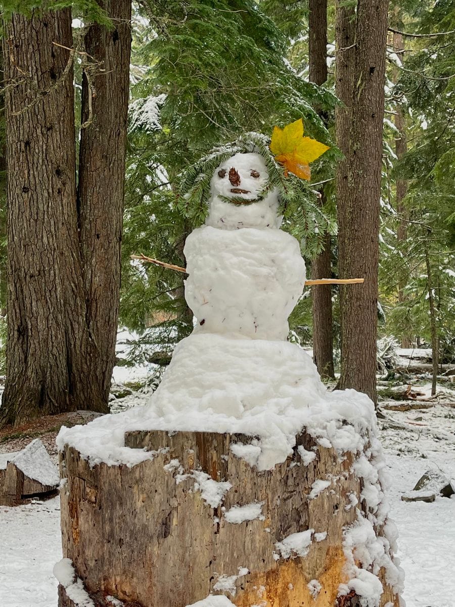 オシャレな雪だるまがお出迎え🍁