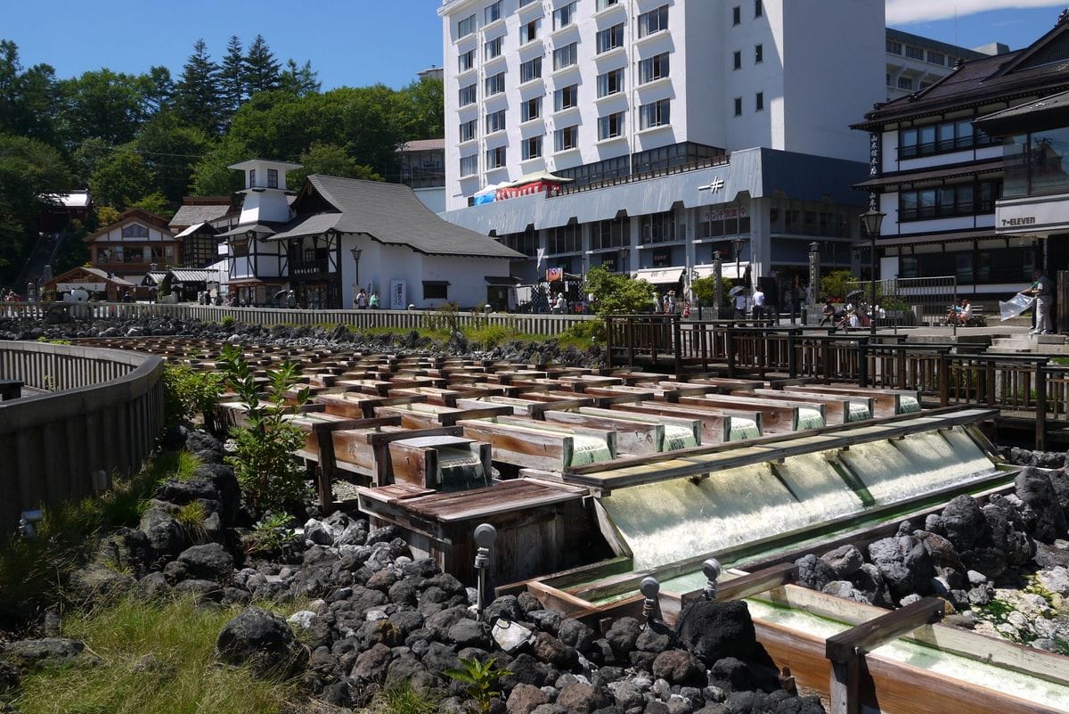 草津温泉から軽井沢