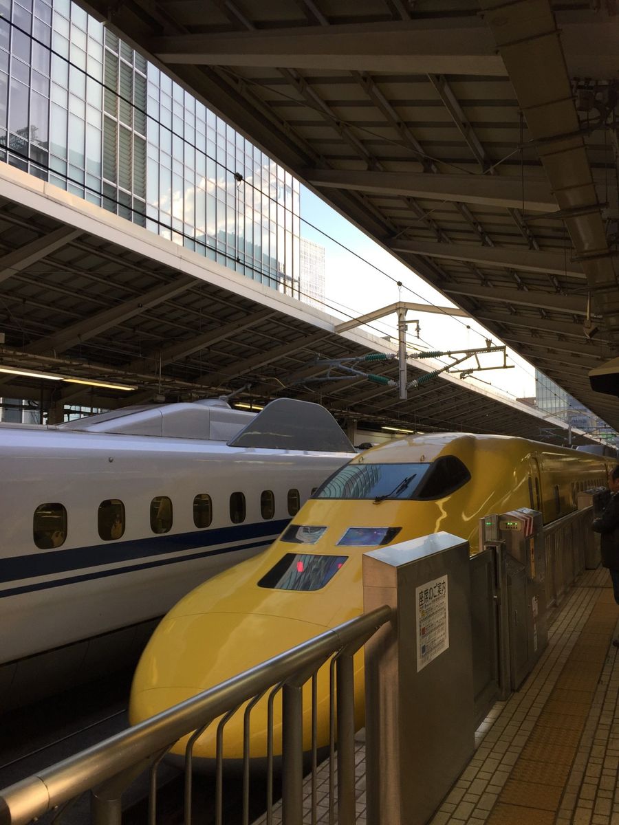 東京から大阪に向かいます。🚄💨