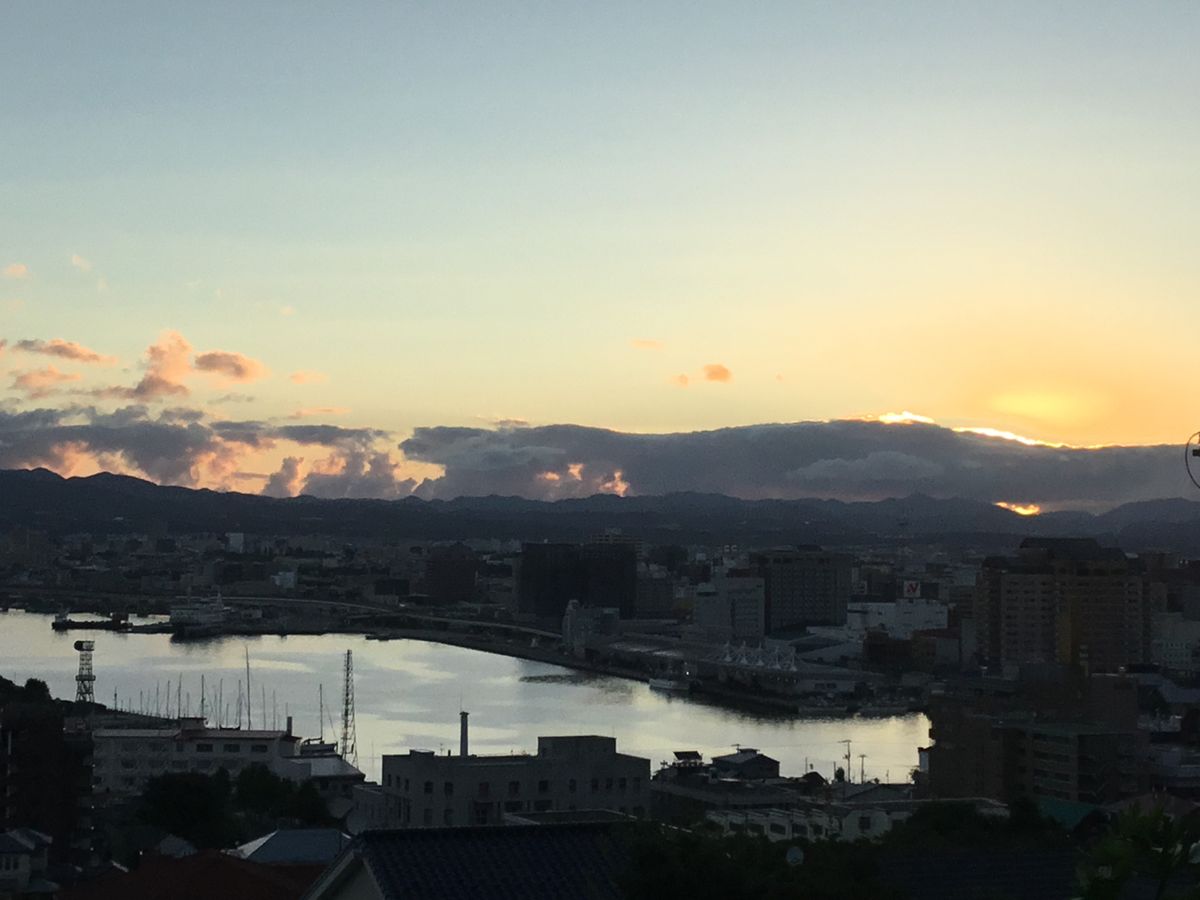 函館ベイエリア⛴夕焼けと日の出の風景🌅