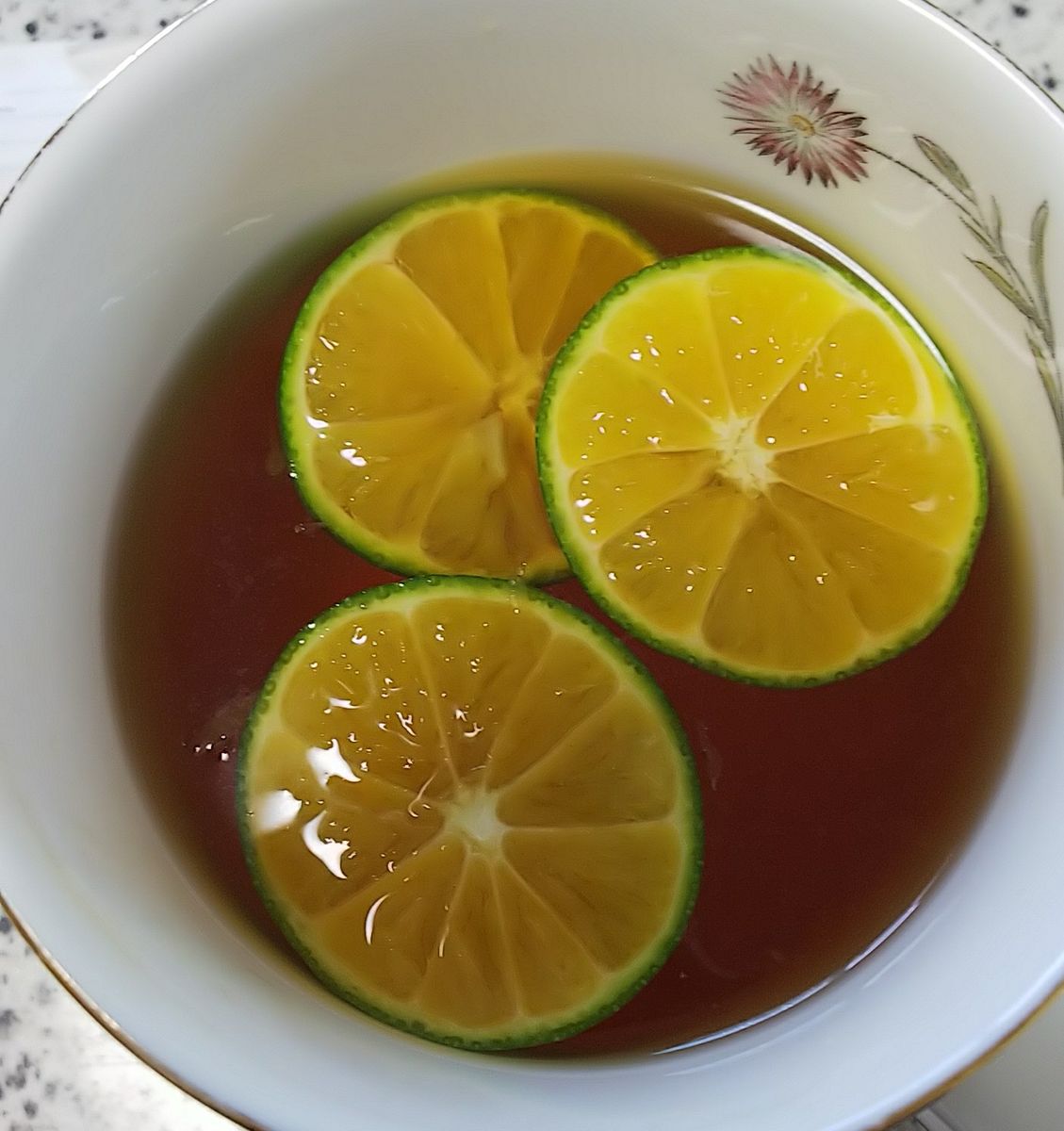 紅茶に🍋はいい香り