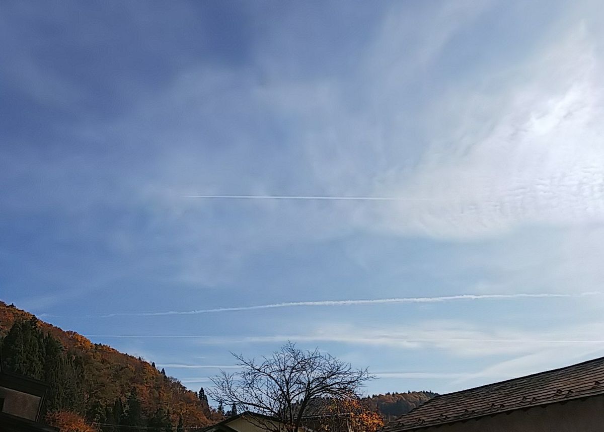 晴天に✈️☁️