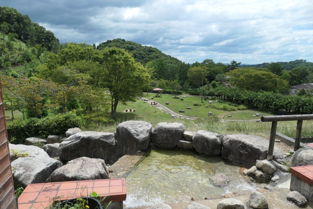 まきばの館