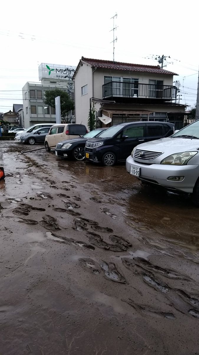 ダメでした～！車両水没😩