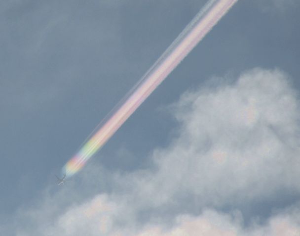 飛行機雲ですけど～