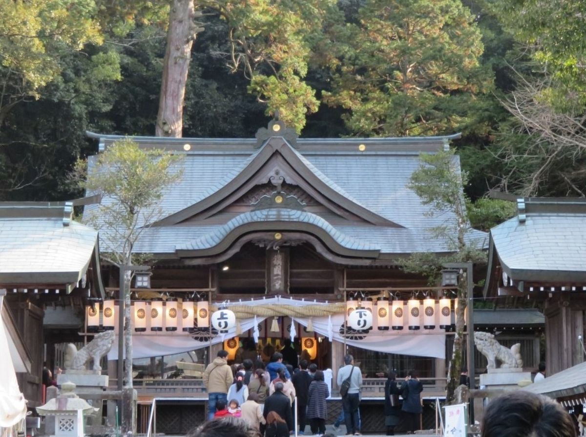 西寒多神社へ初詣