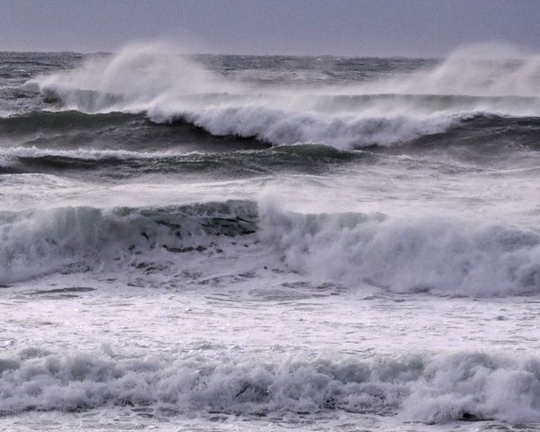 大荒れの浜。ウォーキングMS⑦ 357日目(2547日目)