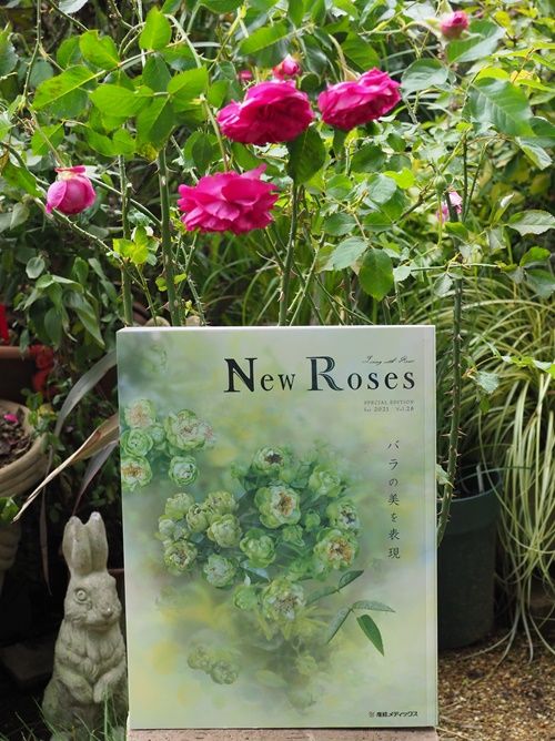 New Rosesが発売になりました。