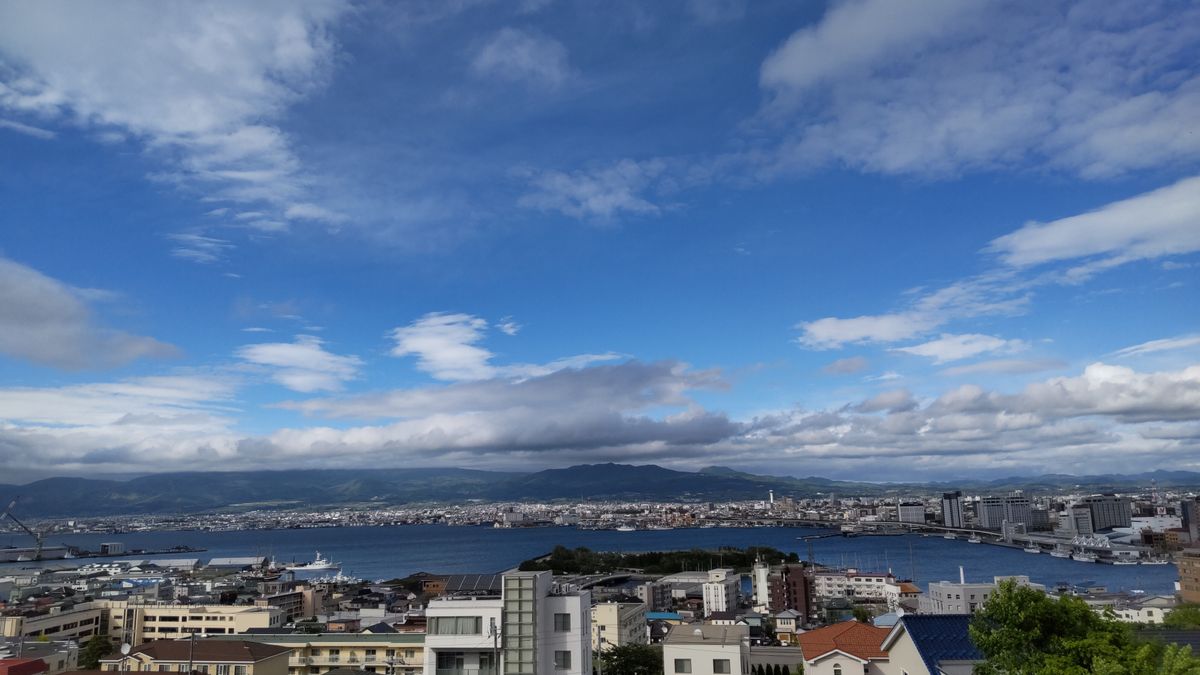 青空のベイエリア