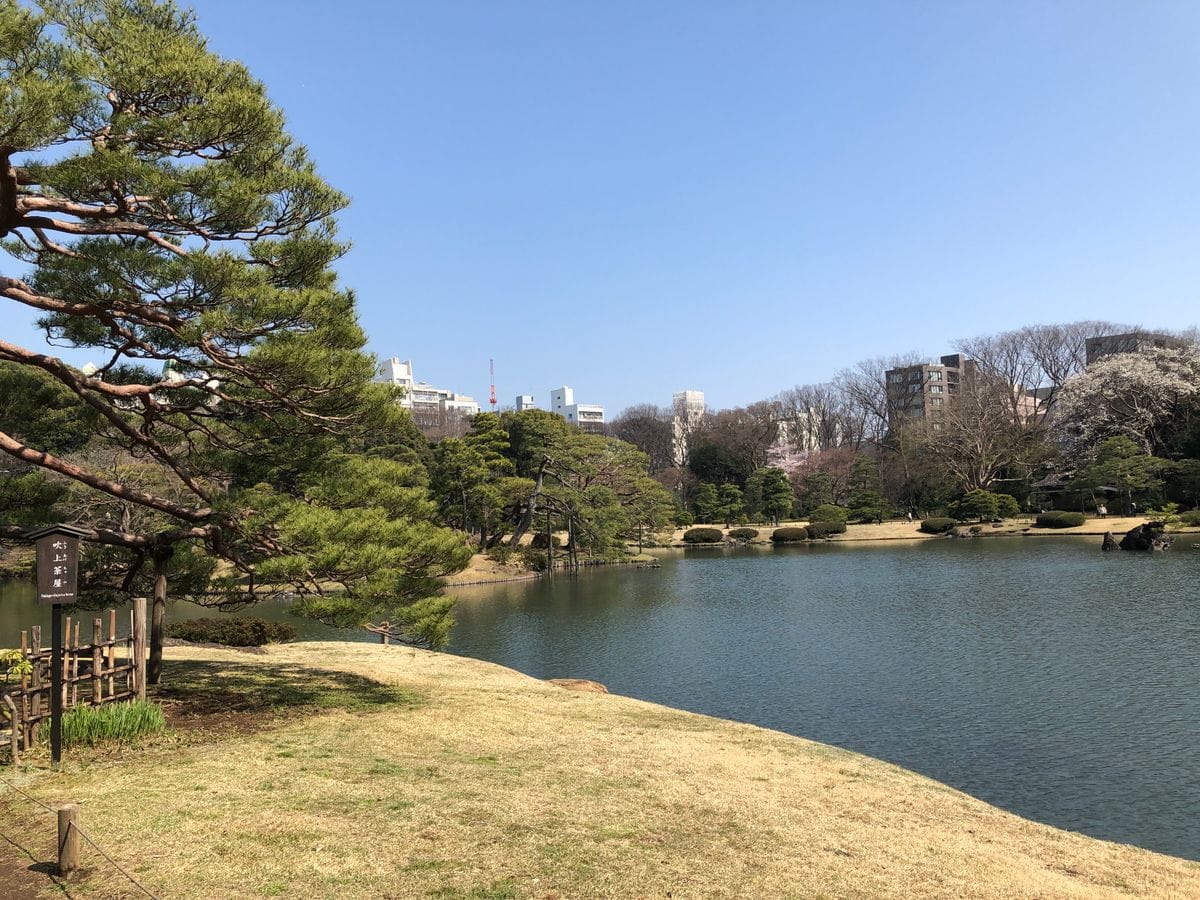 六義園