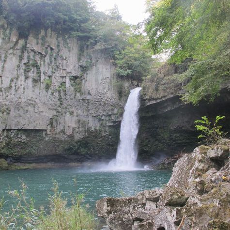 日本一 滝壺の大きい滝 見てきた みんなの趣味の園芸 Nhk出版 カラミントさんの園芸日記